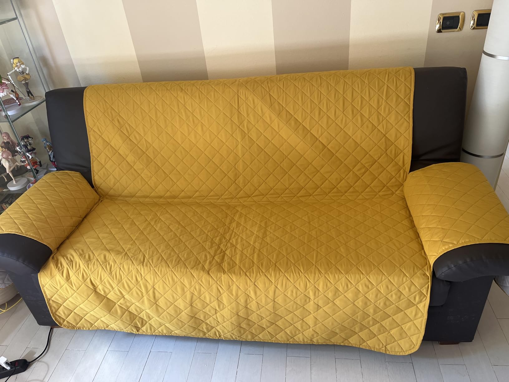 Textilhome Malu Copridivano 3 Posti 160 cm Grigio Imbottito