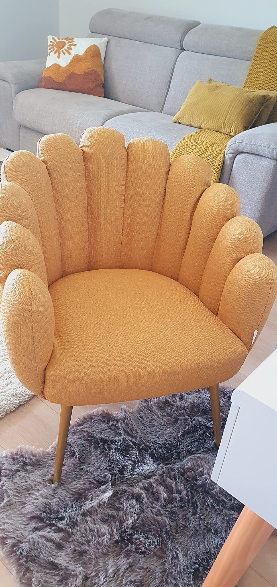 Baroni Poltrona Conchiglia Tessuto Gialla Gambe Oro 67x64cm