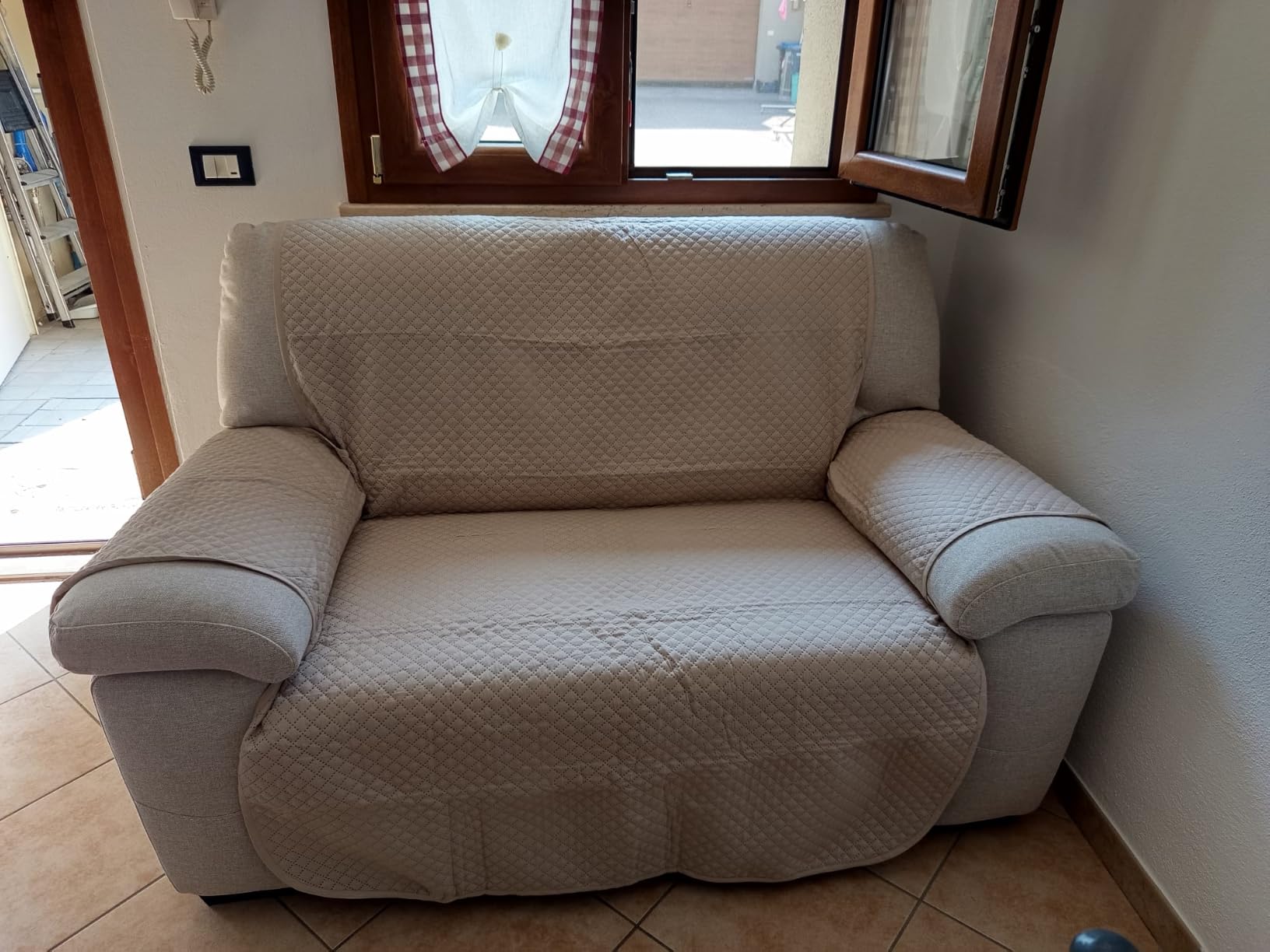 Textilhome Adele copridivano 3 posti 160 cm rosso trapuntato