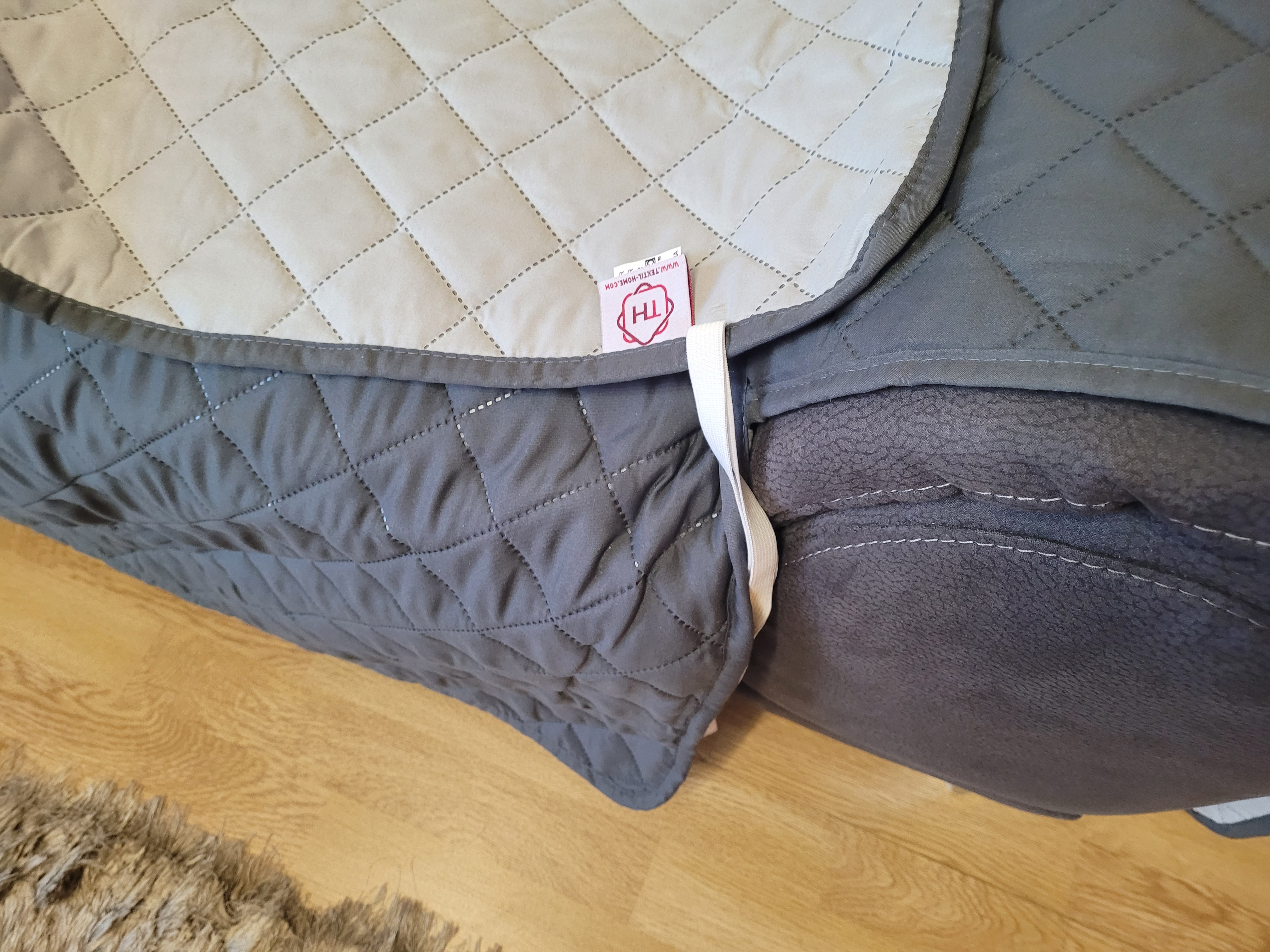 Textilhome Malu Copridivano 3 Posti 160 cm Grigio Imbottito