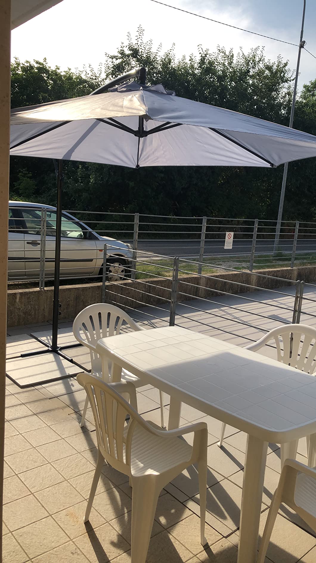 Baroni Home ombrellone da giardino bianco Ø 270 cm palo centrale